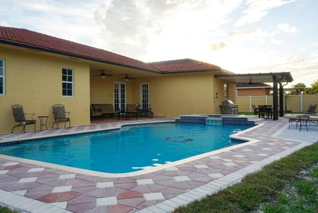 New Luxury Vacation Dream Rental- Sleeps 15! Miami Exterior foto